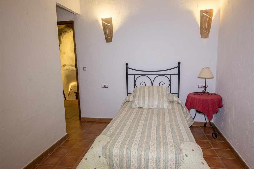 Casas Cueva El Mirador De Galera Guest House Exterior photo